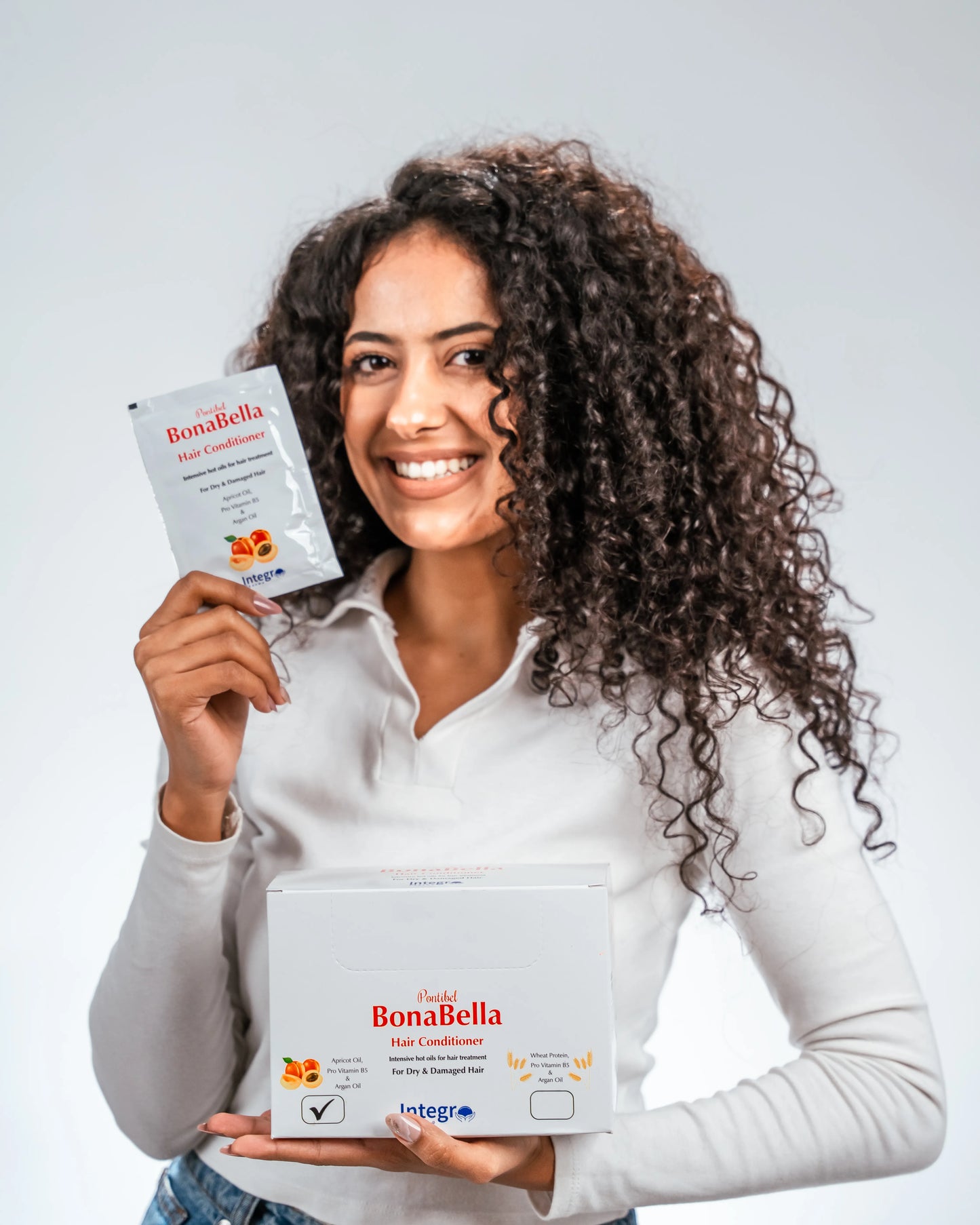 BonaBella Apricot Oil Hair Conditioner 35 gm Packet of 24 Sachet