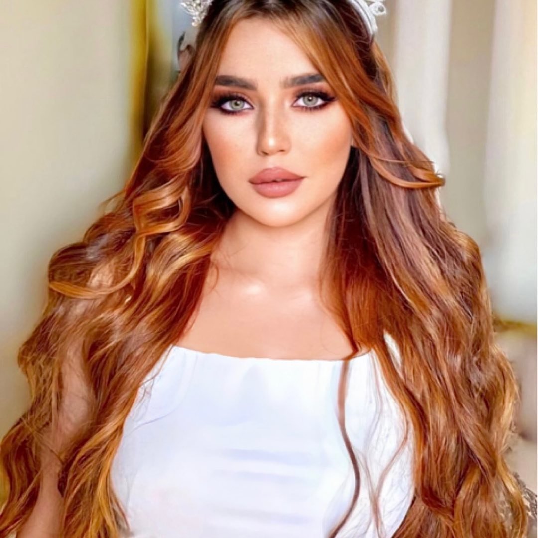 لانا لا لون